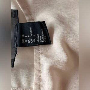 Gorgeous open back lace top!